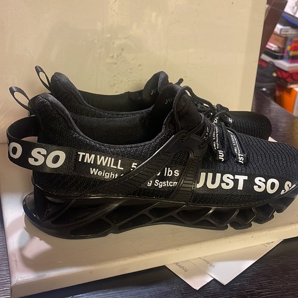 Just so so sneakers size 11 - Picture 10 of 16